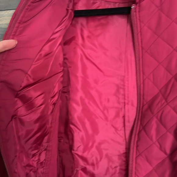 New Blair Diamond-Quilted Insulated Jacket Size Smalll in Winterbery - Picture 6 of 13